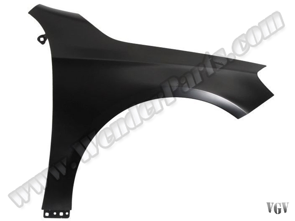 Mercedes W176 Ön Sağ Çamurluk