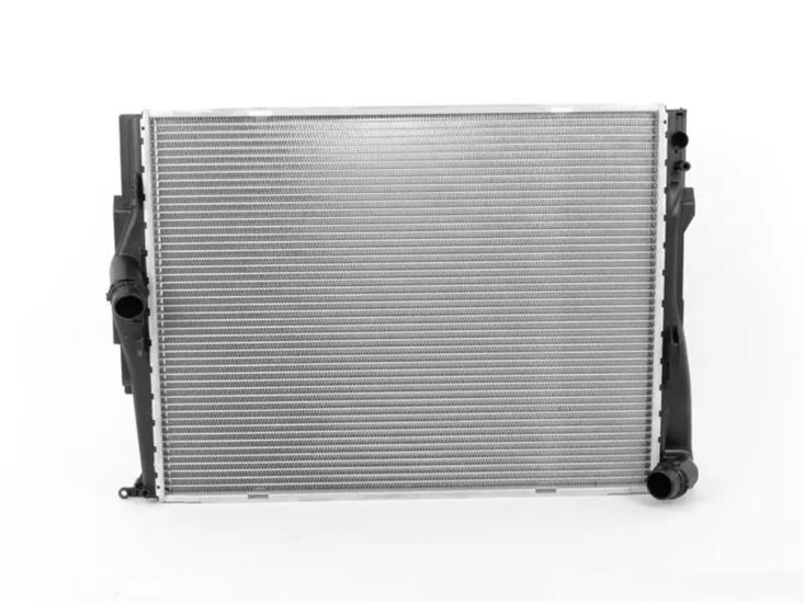 Bmw E90 N45 N46 Su Radyatörü