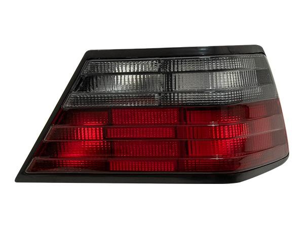 Mercedes W124 Sağ Stop Lambası Füme