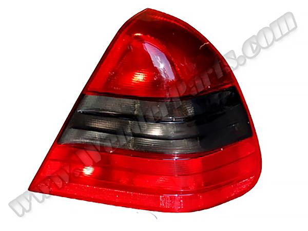 Mercedes W202 Sağ Stop Camı Füme